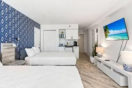 別荘 Oceanside Duo - Double Room, Water Views, Pool & Beach Access, Free Parking デイトナ・ビーチ