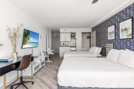Oceanside Duo - Double Room, Water Views, Pool & Beach Access, Free Parking デイトナ・ビーチ 0*,