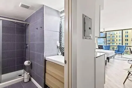 別荘 Oceanside Duo - Double Room, Water Views, Pool & Beach Access, Free Parking デイトナ・ビーチ 米国